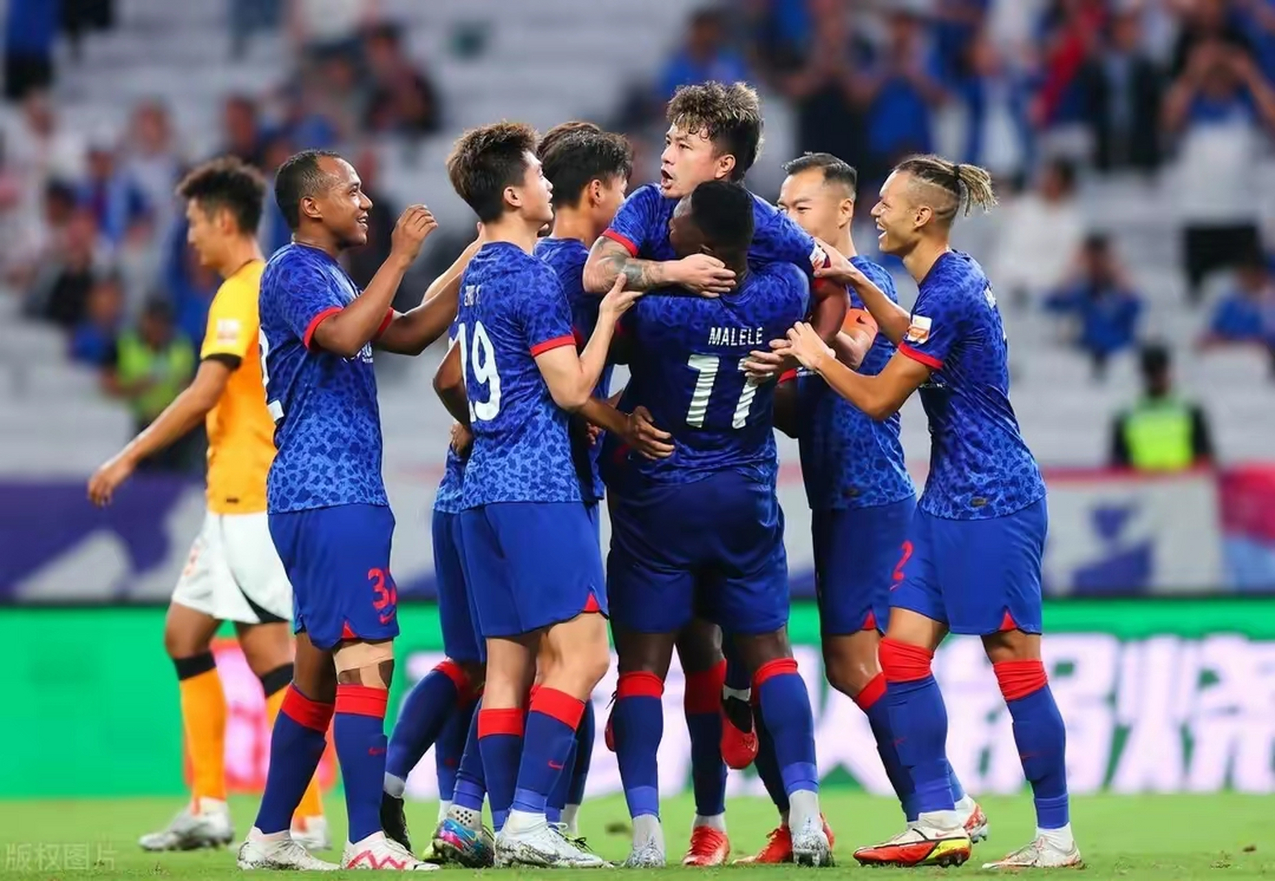 包含北京国安战胜大连人,展现强大实力的词条 包含北京国安战胜大连人,展现强大实力的词条