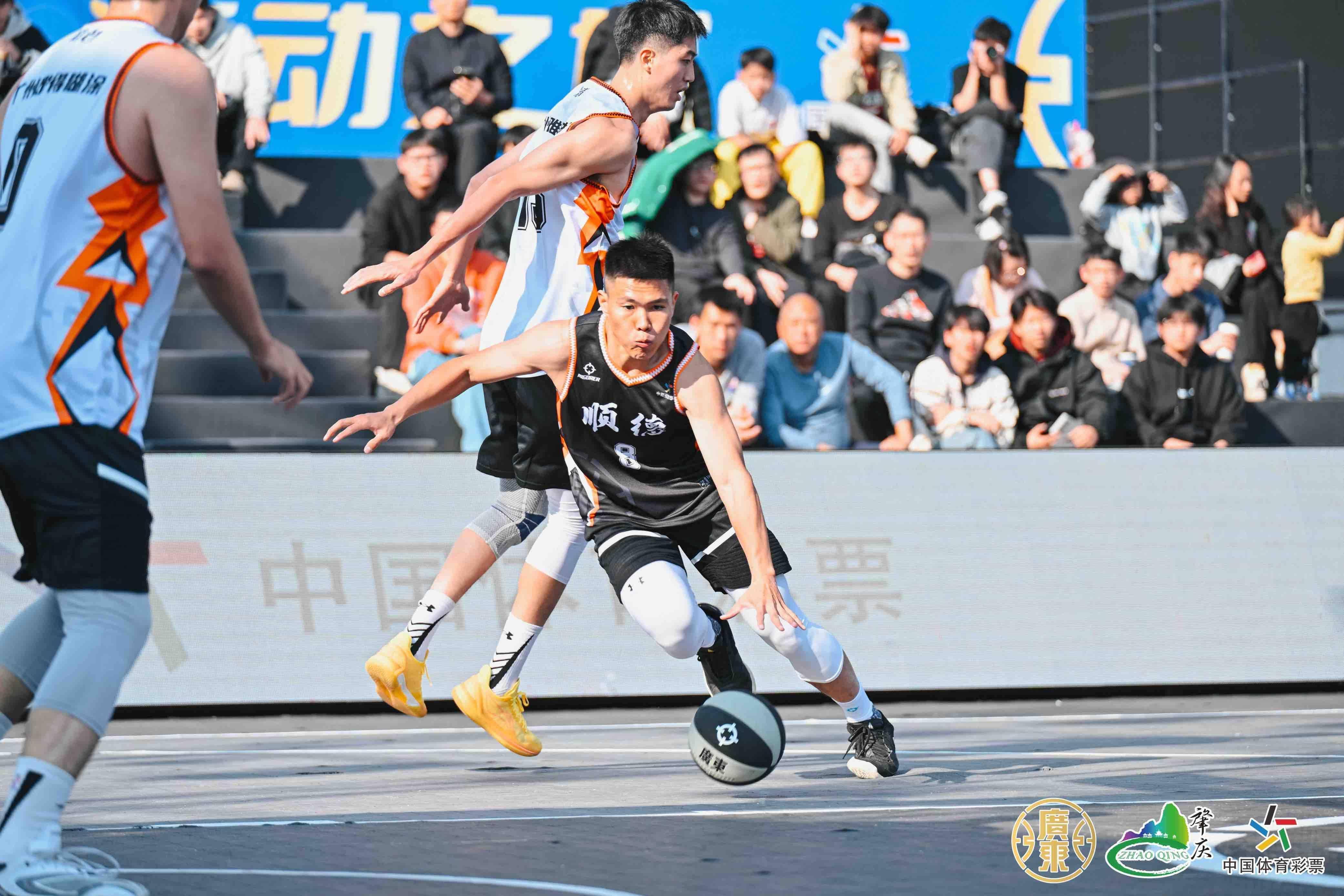 关于顶级对决令人期待!国内篮球赛事擦出火花的信息 关于顶级对决令人期待!国内篮球赛事擦出火花的信息