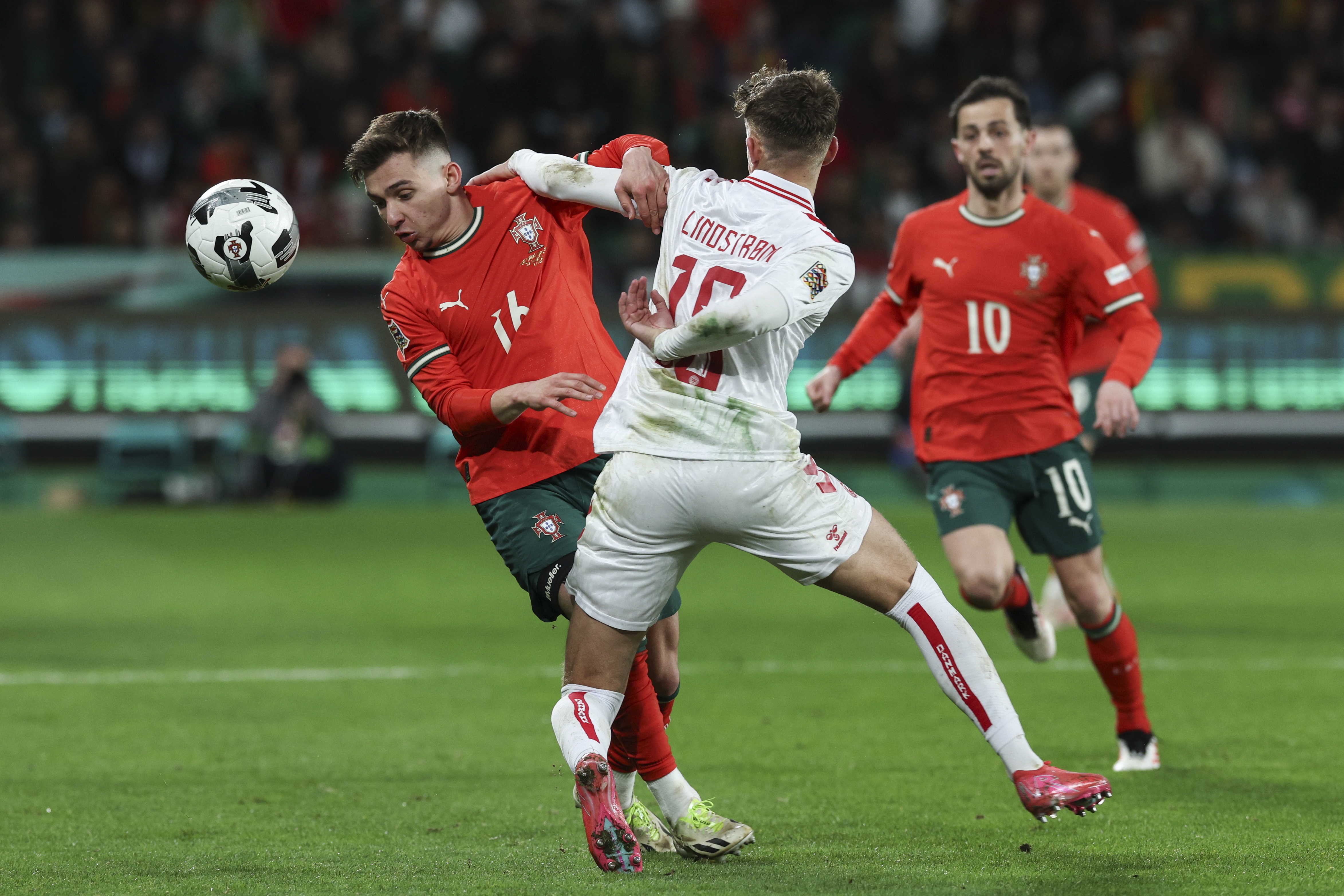 葡萄牙队大胜对手,信心大增 葡萄牙队大胜对手,信心大增