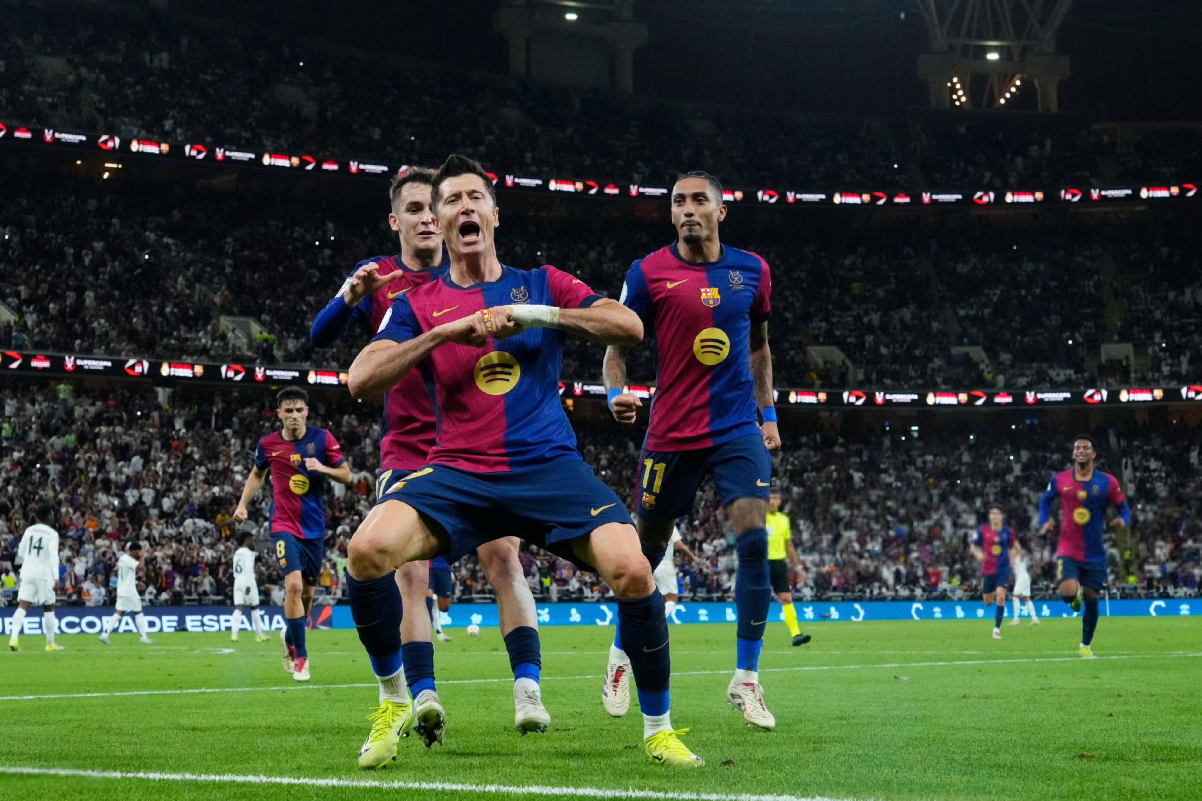 巴萨中场控球,压制对手获胜 巴萨中场控球,压制对手获胜