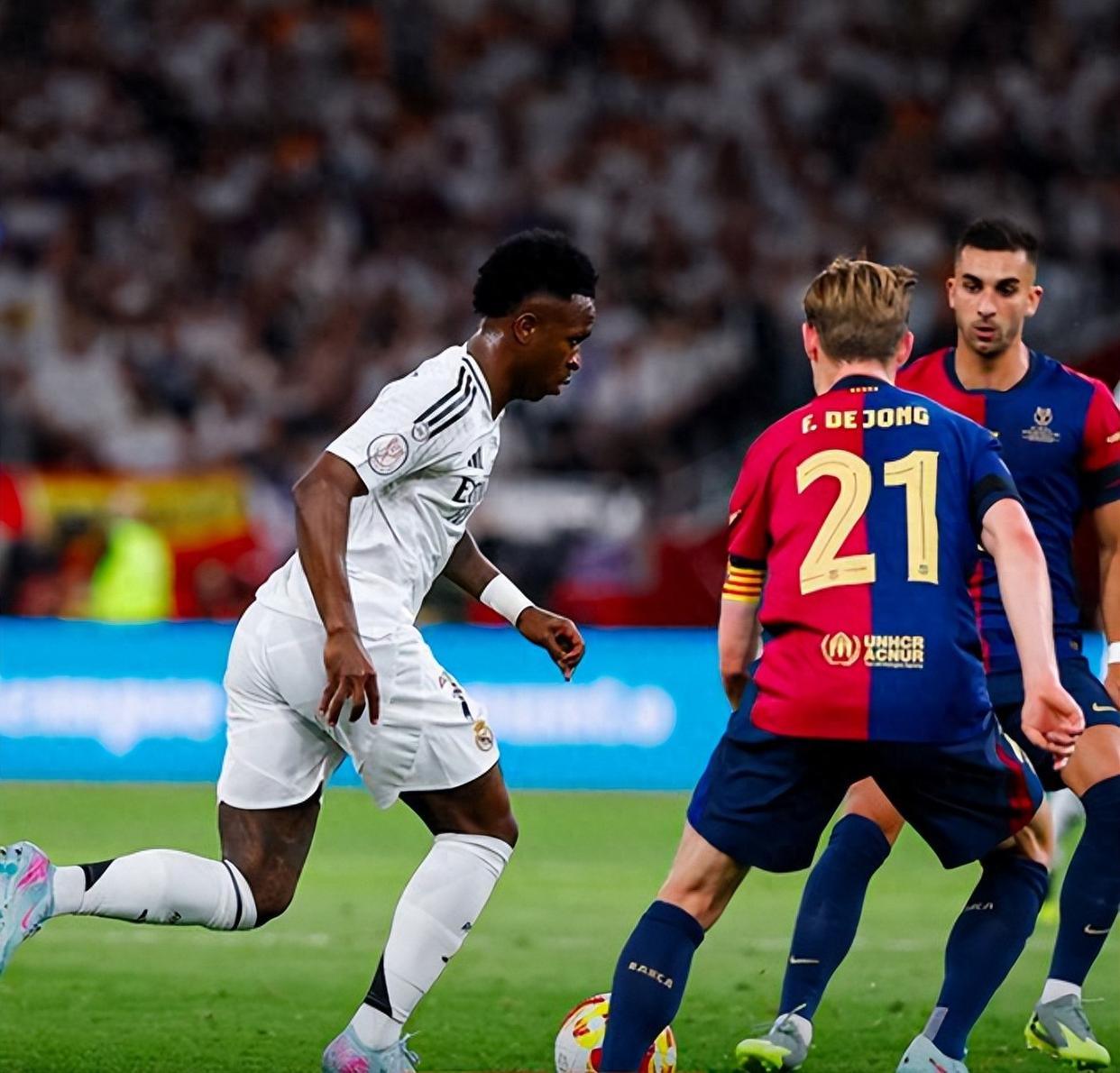 皇马连胜势不可挡,冲击冠军 皇马连胜势不可挡,冲击冠军