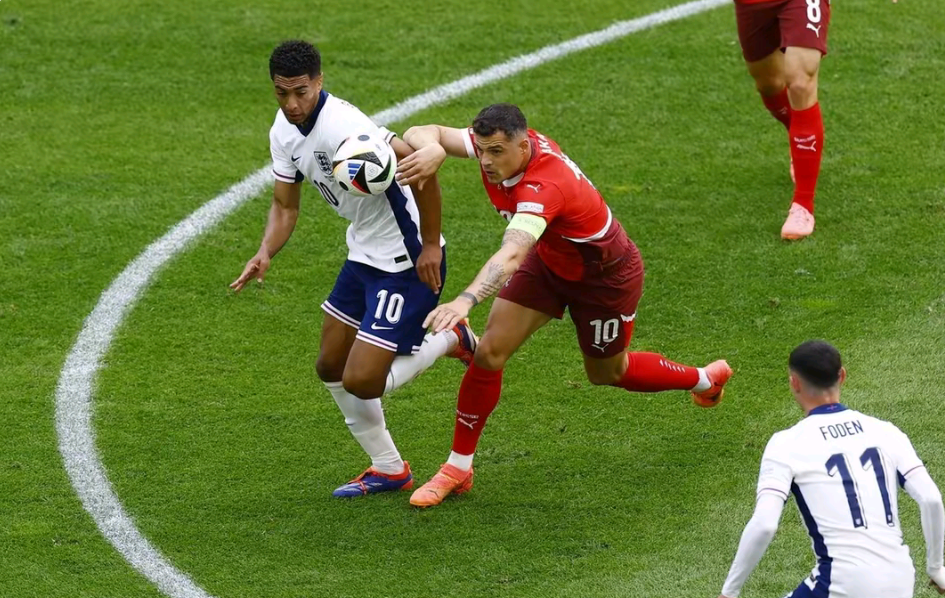 关于英格兰队奋力逆袭瑞士队以一球获胜的信息 关于英格兰队奋力逆袭瑞士队以一球获胜的信息