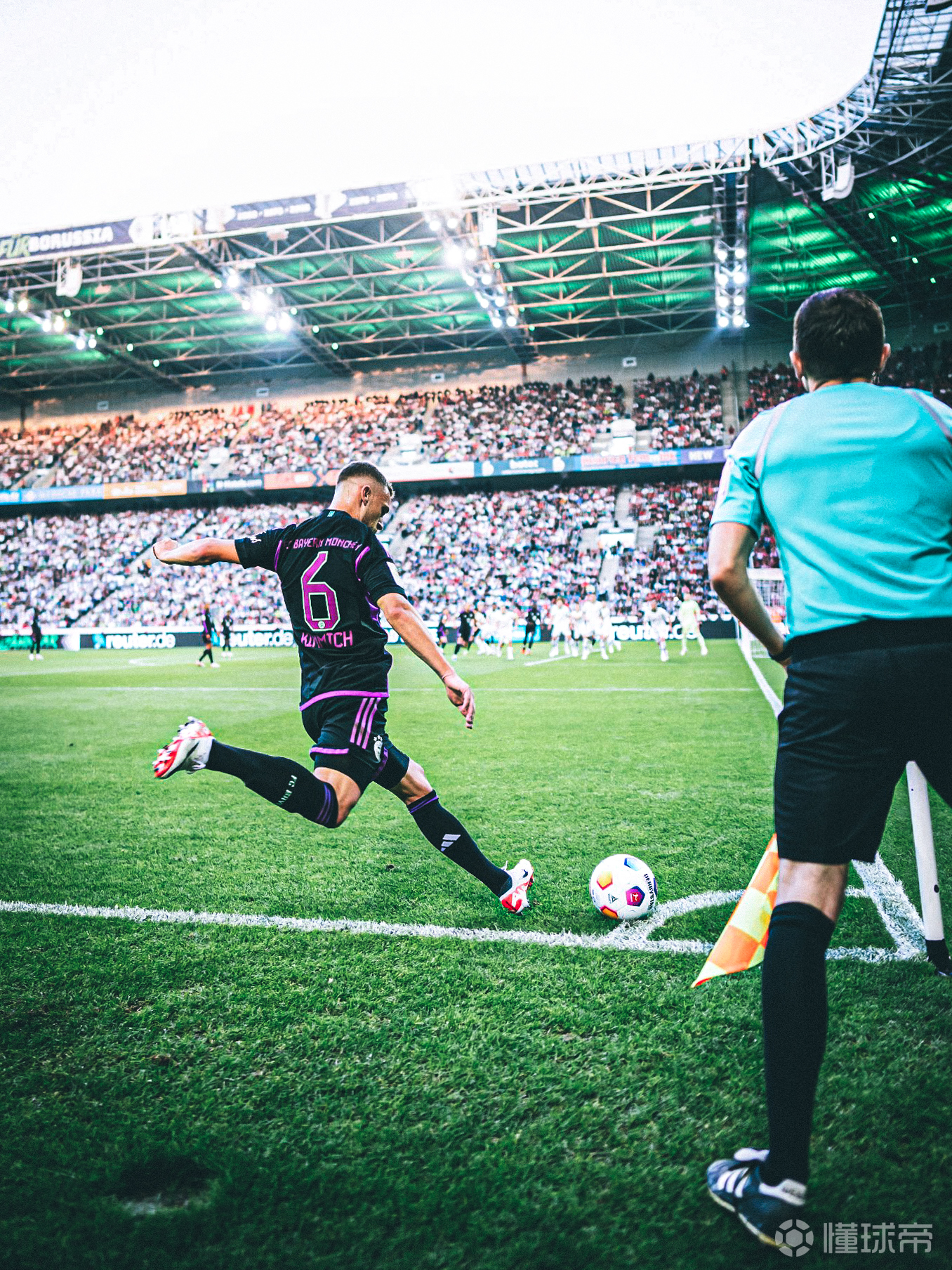 精准角球瞬间为球队赢得关键胜利 精准角球瞬间为球队赢得关键胜利