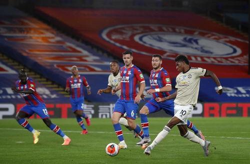 星空体育登录-包含水晶宫客场大捷，挺进积分榜前十的词条